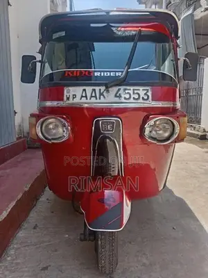 Bajaj RE 4 Stroke 2013