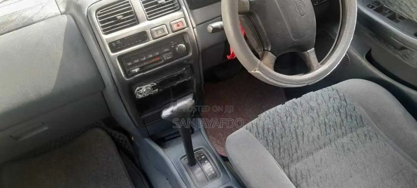 Nissan Pulsar 1996