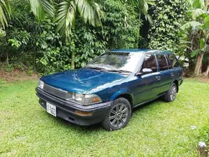 Toyota Corolla 1990