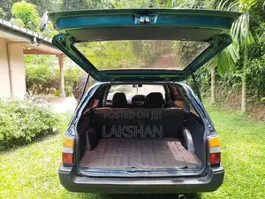 Toyota Corolla 1990