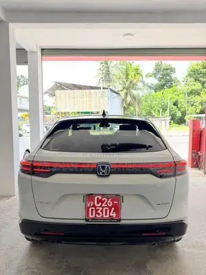 Honda Vezel Z Play Premium 2024