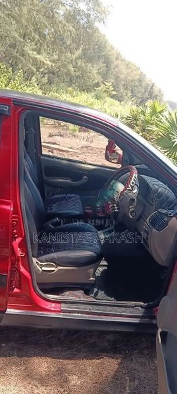 Tata Indica 2006
