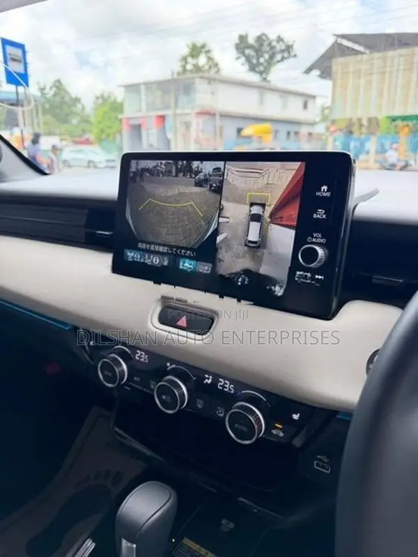 Honda Vezel Z Play Premium 2024