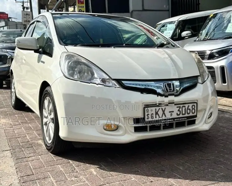 Honda Fit GP1 2012