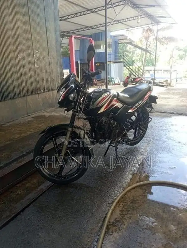 TVS Metro 2018