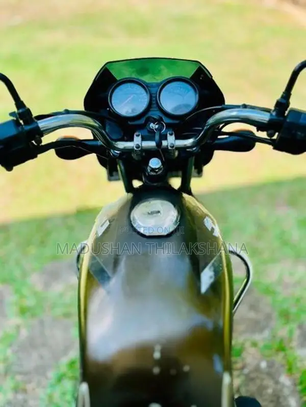 Bajaj CT100 . 2006