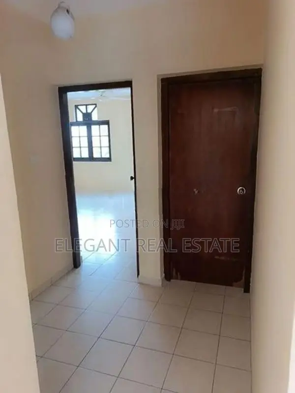 Commercial Office Space for Rent in Colombo 04 (A6365)