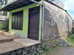 6.9 Perches Land with House for Sale in Welewatta Wellampitiya
