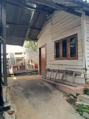 6.9 Perches Land with House for Sale in Welewatta Wellampitiya