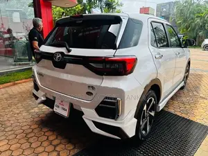 Toyota Raize Z 1.2 HYBRID 2025