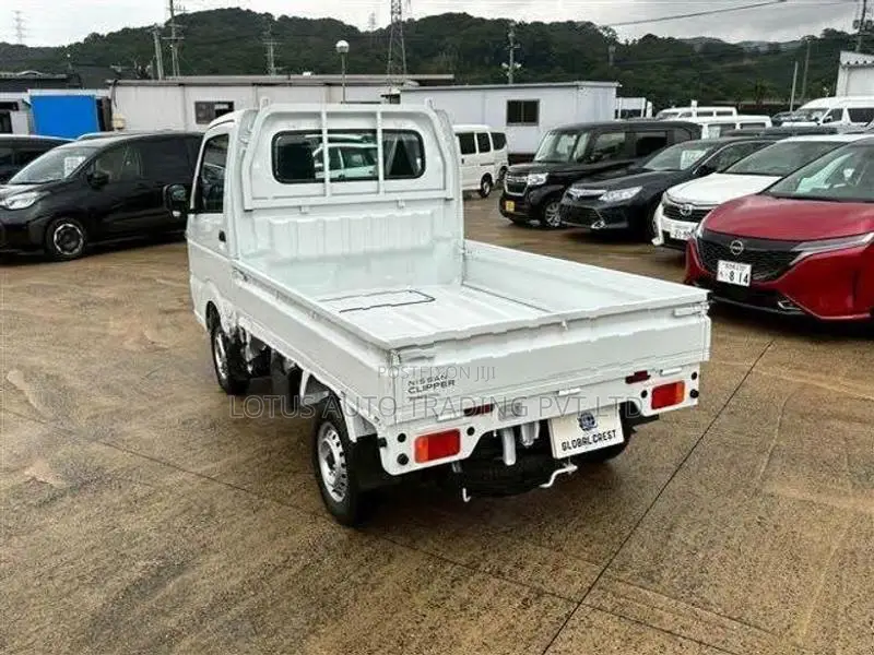Nissan Clipper truck DX 2025