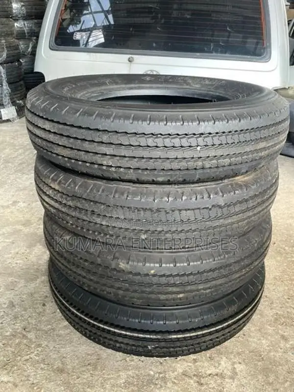 205/80R/17.5 Yokohama Tier