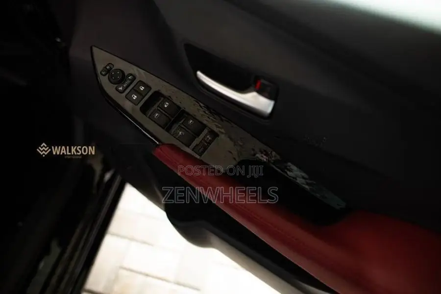 Toyota Yaris Ativ Nightshade 1.2L 2025