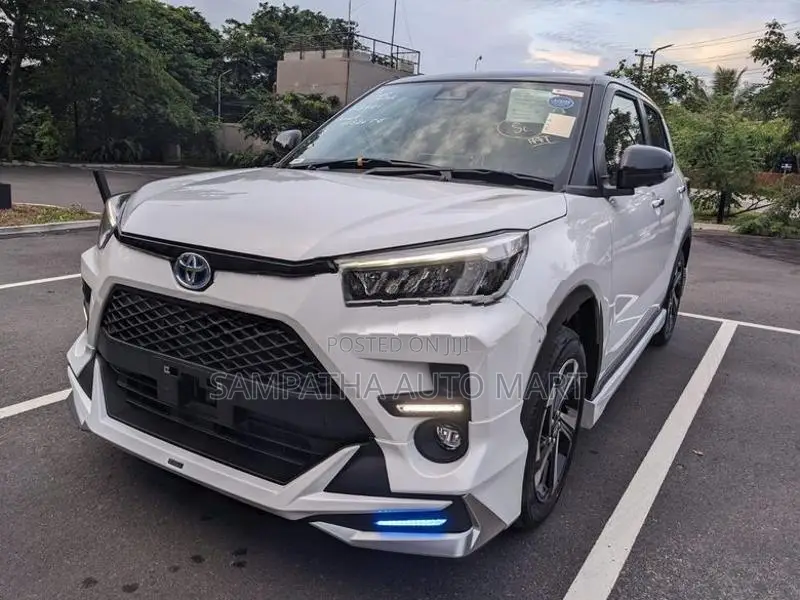 Toyota Raize Z- PACKAGE HYBRID 2026