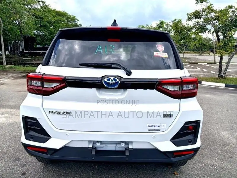 Toyota Raize Z- PACKAGE HYBRID 2026