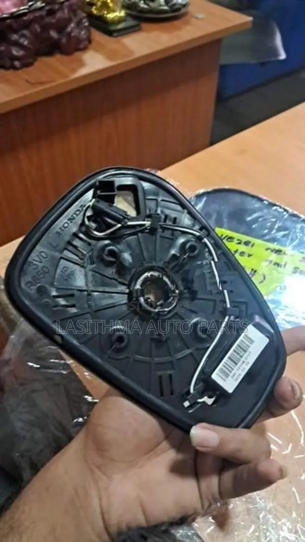 Vezel 2024 Side Mirror Lens