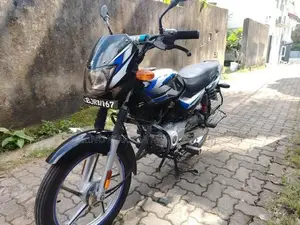 Bajaj CT100 2025
