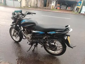 Bajaj Discover 125 2017