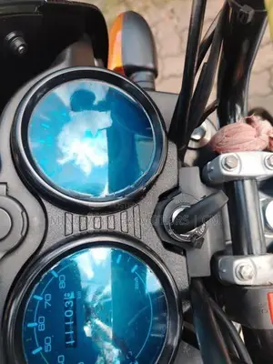 Bajaj CT100 2025