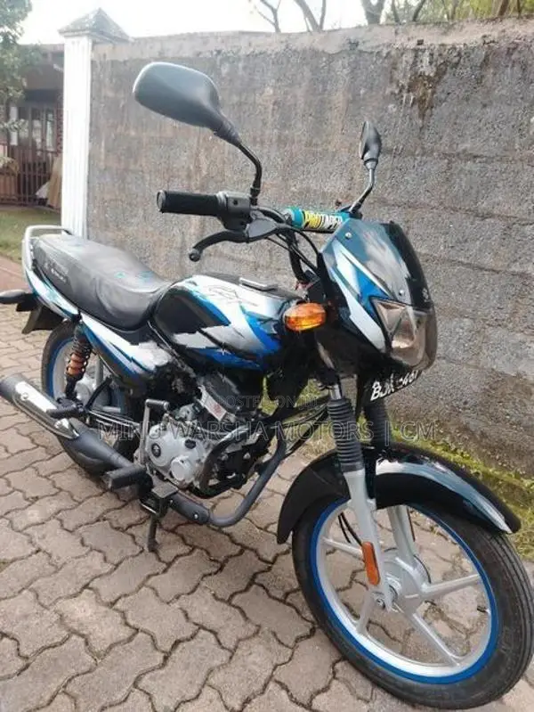 Bajaj CT100 2025
