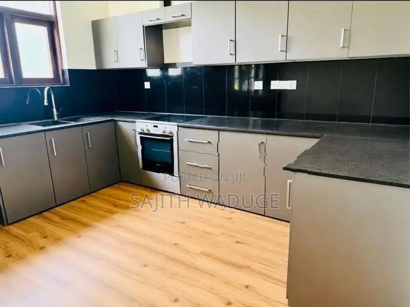 Piliyandala 2 Storey Luxury House for Sale