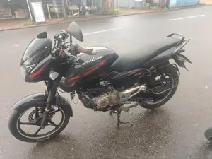Bajaj Pulsar 150 2017