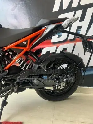KTM Duke 160 2026