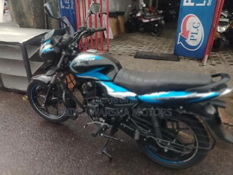 Bajaj Discover 125 2025