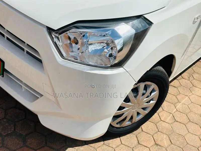 Daihatsu Mira Es L Safety 2025