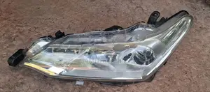 Toyota axio 165 head light