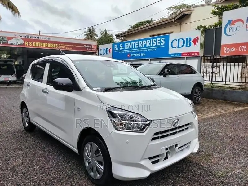 Daihatsu Mira X 2025