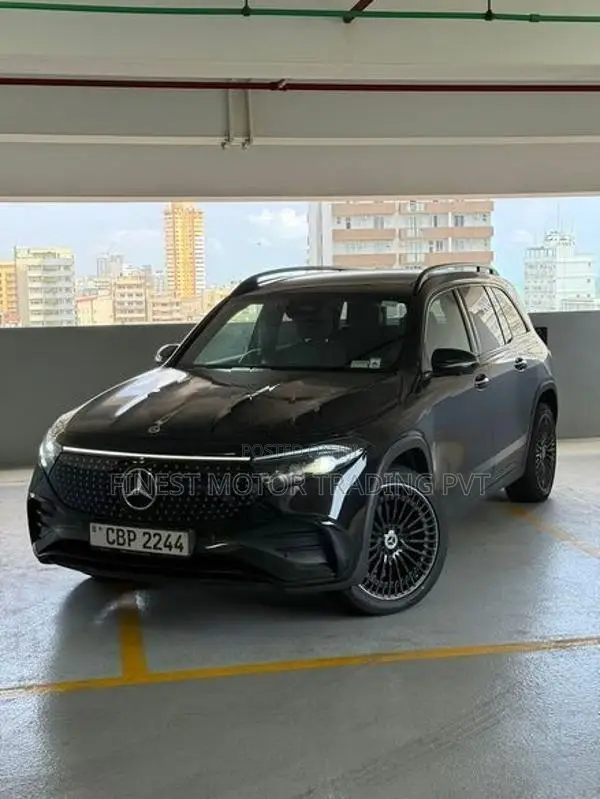 Mercedes Benz EQB 250 AMG Premium Plus 2024