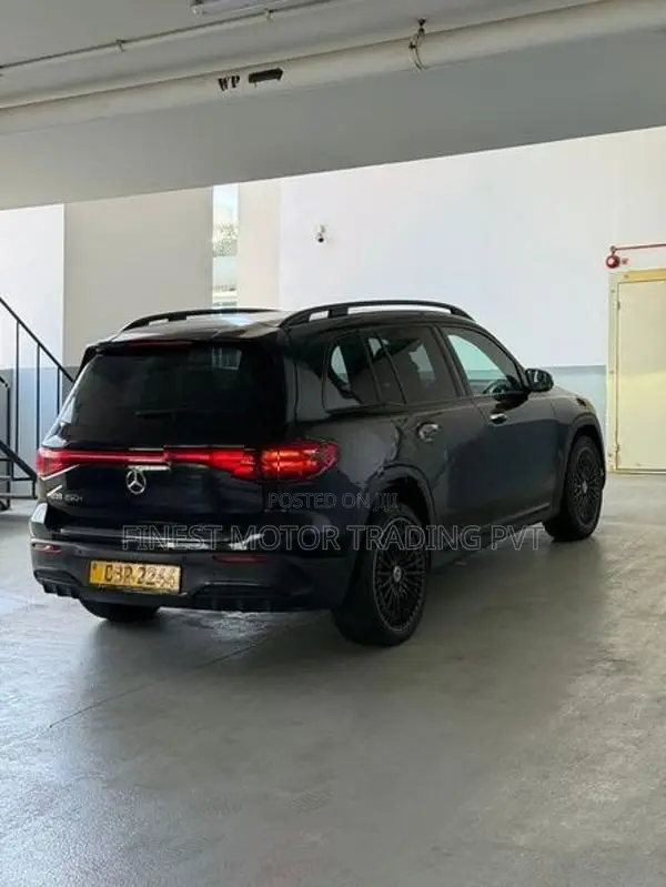 Mercedes Benz EQB 250 AMG Premium Plus 2024