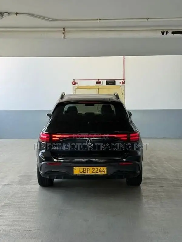 Mercedes Benz EQB 250 AMG Premium Plus 2024