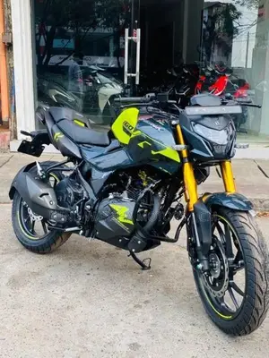 Hero Hunk 160R Brand new 2026