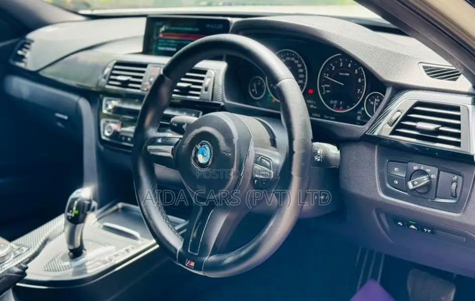 BMW 318i M sports 2017