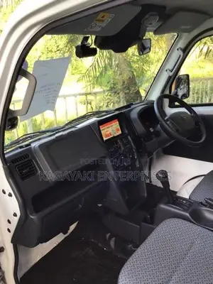 Suzuki Carry AUTO NAVI TV BACKCAM 2023