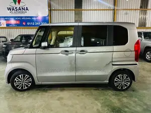 Honda N-Box 2023
