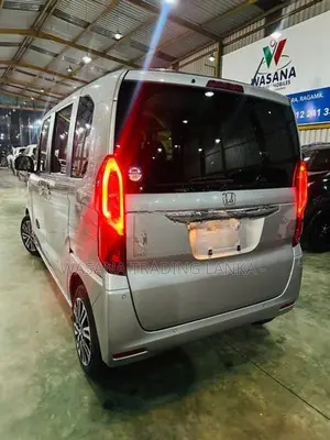 Honda N-Box 2023