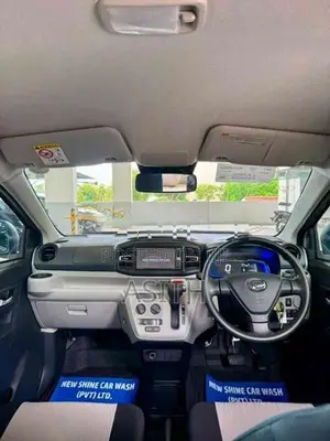 Daihatsu Mira ES X 2025