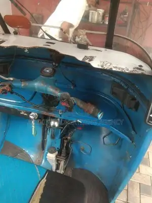 Bajaj RE 2006