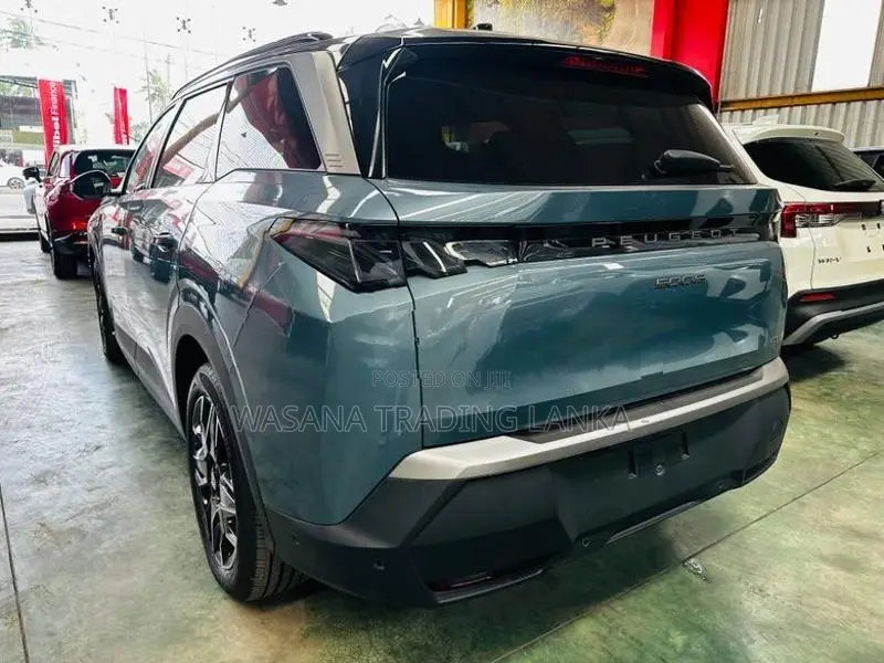 Peugeot 5008 GT Line Highest 2025