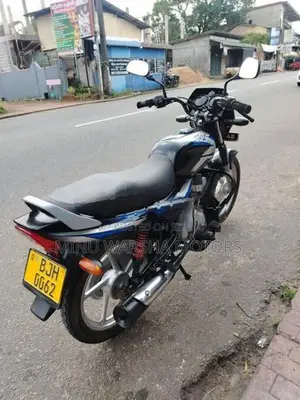 Bajaj CT100 2024