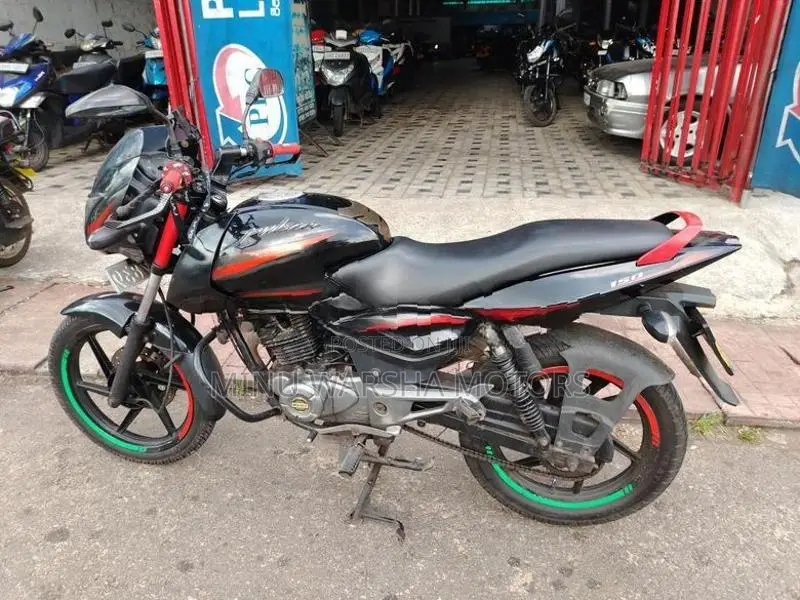 Bajaj Pulsar 150 2016