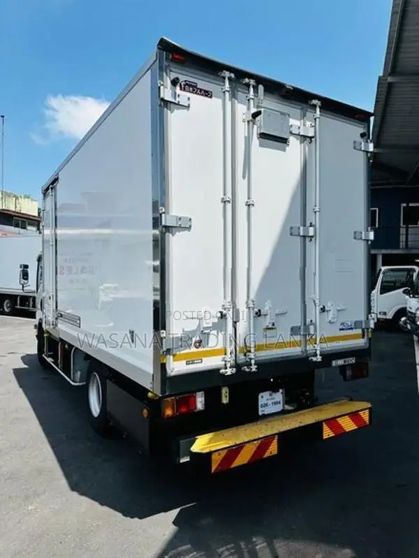 Isuzu Elf Freezer 14/2 Ft 2017