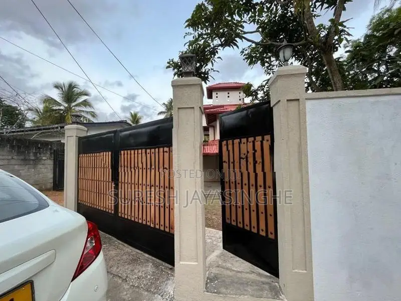 2 Storey Residential House for Sale Hokandara