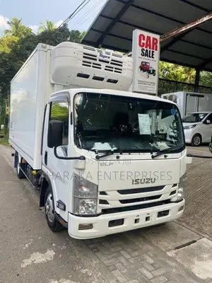 Isuzu Elf 14.5 Ft 2019