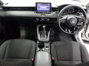Honda Vezel RV5–X -Pearl SLLL-A1 2023