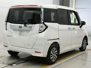 Toyota Roomy Custom G - DSSS-A1 2024