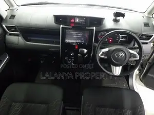 Toyota Roomy Custom G - DSSS-A1 2024